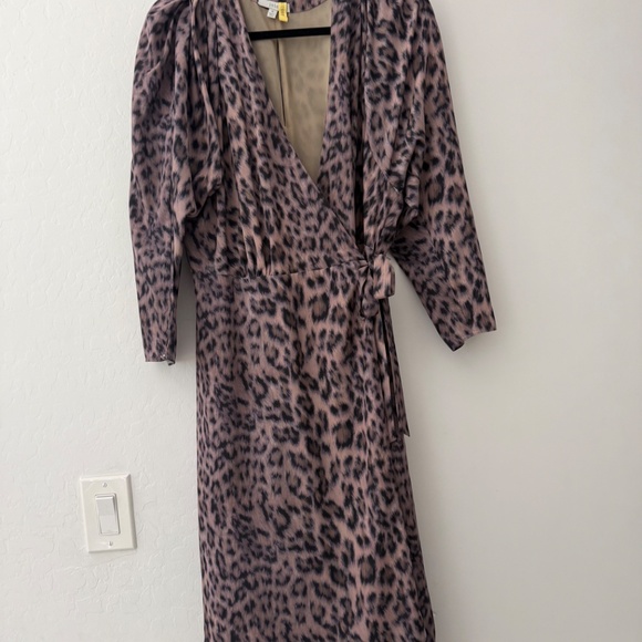 Joie Acantha Asymmetrical Wrap Leopard Print Dress, Sz M- worn once - Picture 2 of 6